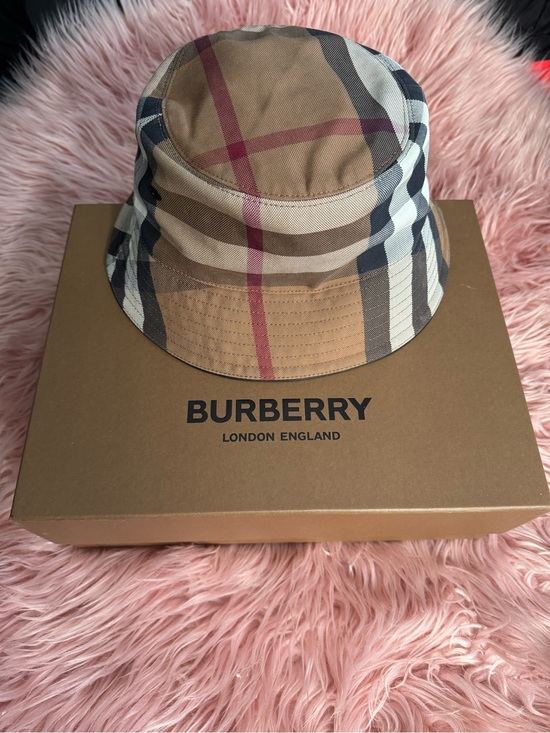 Burberry Accessories - Burberry Check Cotton Canvas Bucket Hat in Birch brown SIZE M